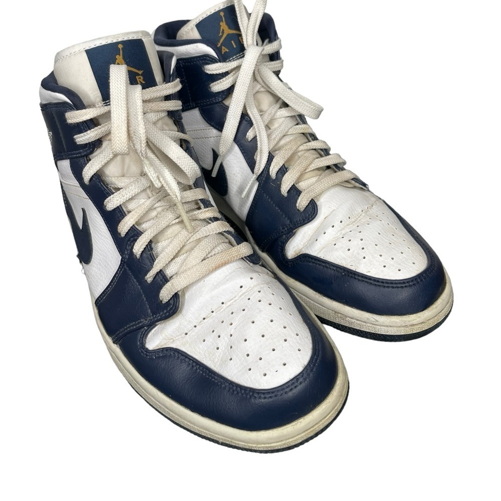 Nike Air Jordan High Top Athletic Shoes